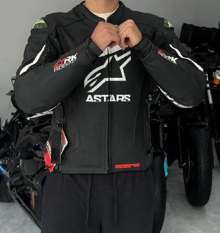Alpinestars GP Plus V4 jacket 2